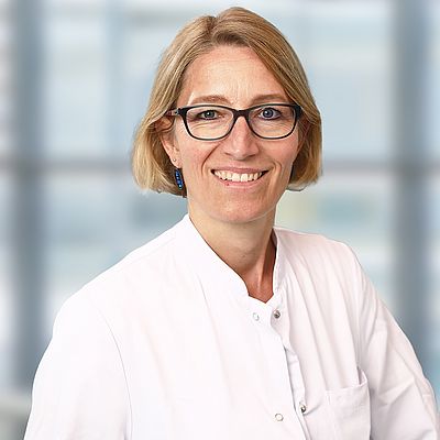 Dr. Jutta Haubold